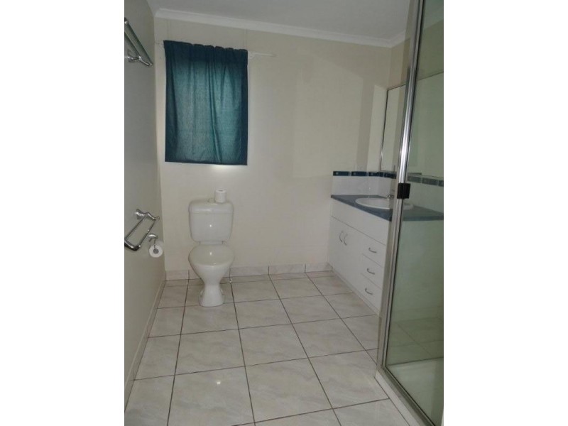 13 Campbell, Bluff QLD 4702