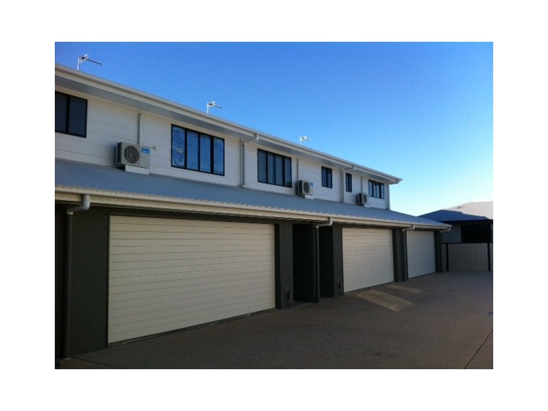 3/16 Bauman Way, Blackwater QLD 4717