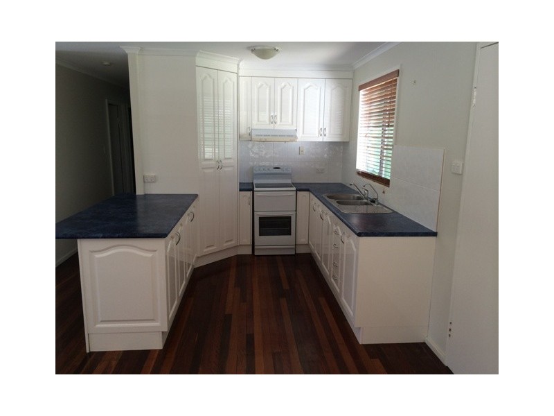 7 Cork St, Blackwater QLD 4717