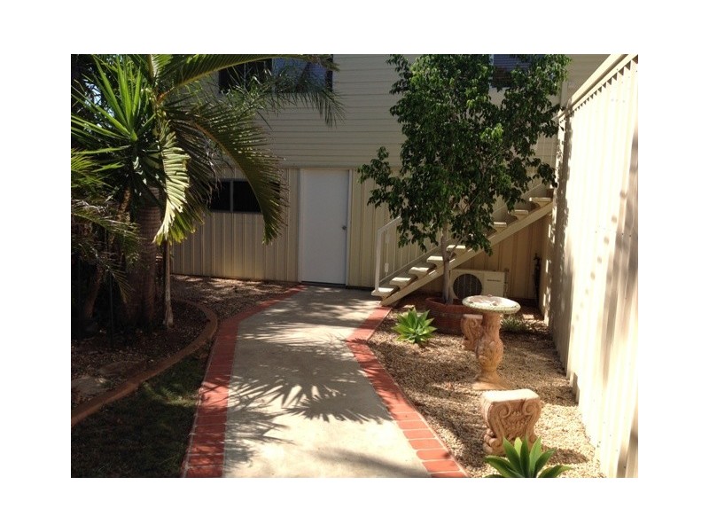 7 Cork St, Blackwater QLD 4717