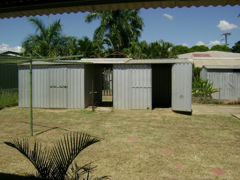 4 Talbot Street, Blackwater QLD 4717