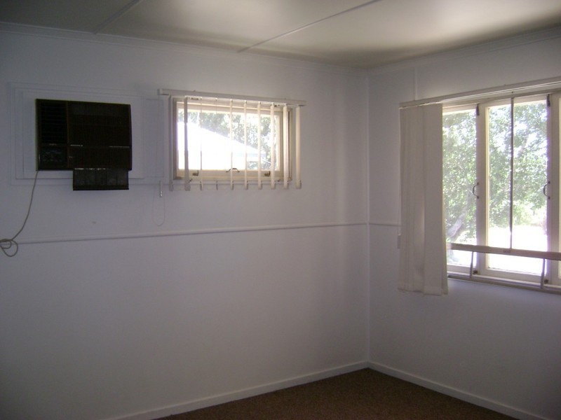 4 Talbot Street, Blackwater QLD 4717