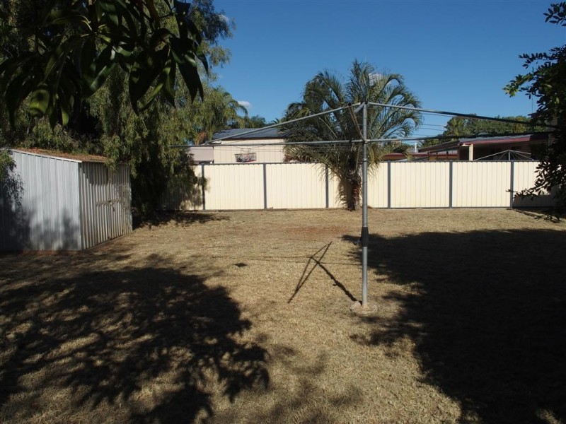7 Bottletree Ave, Blackwater QLD 4717