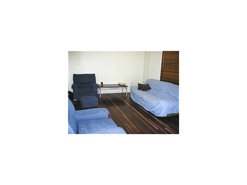 19 Evans Street, Blackwater QLD 4717