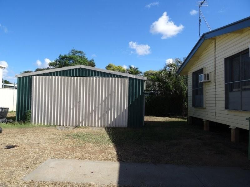 19 Evans Street, Blackwater QLD 4717