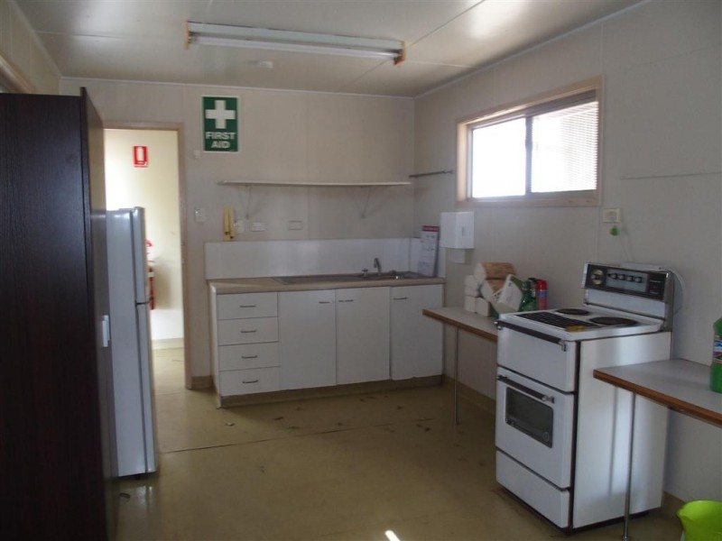 9 Littlefield Street, Blackwater QLD 4717