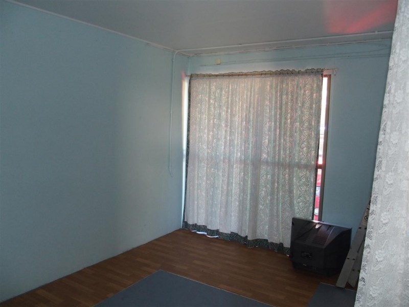 4 Birt Street, Blackwater QLD 4717