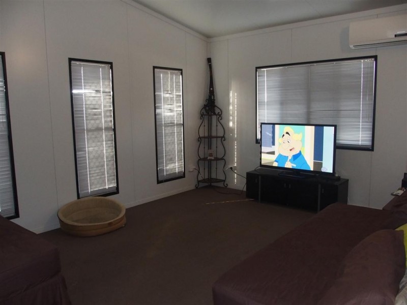 18 Deacon Drive, Blackwater QLD 4717