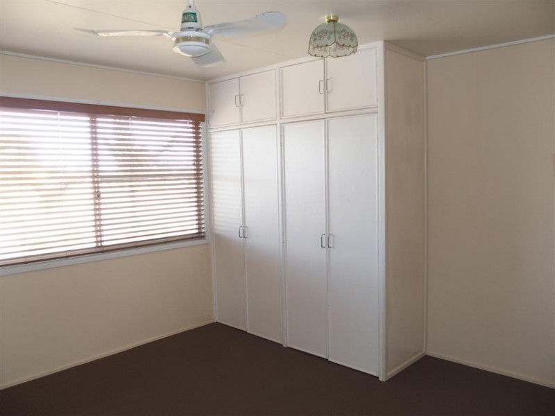 8 Bauman Way, Blackwater QLD 4717