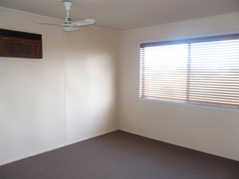 8 Bauman Way, Blackwater QLD 4717