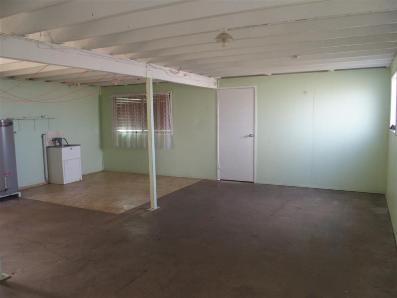 8 Bauman Way, Blackwater QLD 4717