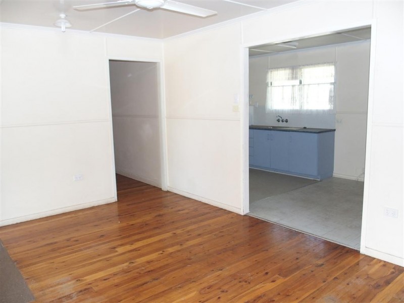21 Talbot Street, Blackwater QLD 4717