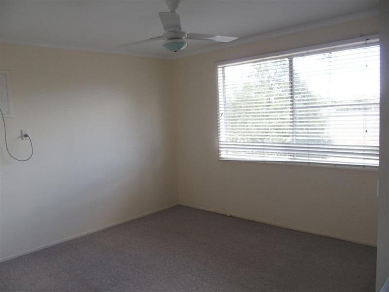 28 Cork Street, Blackwater QLD 4717