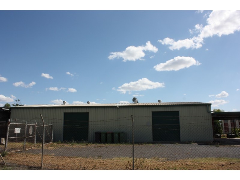 16 Littlefield Street, Blackwater QLD 4717