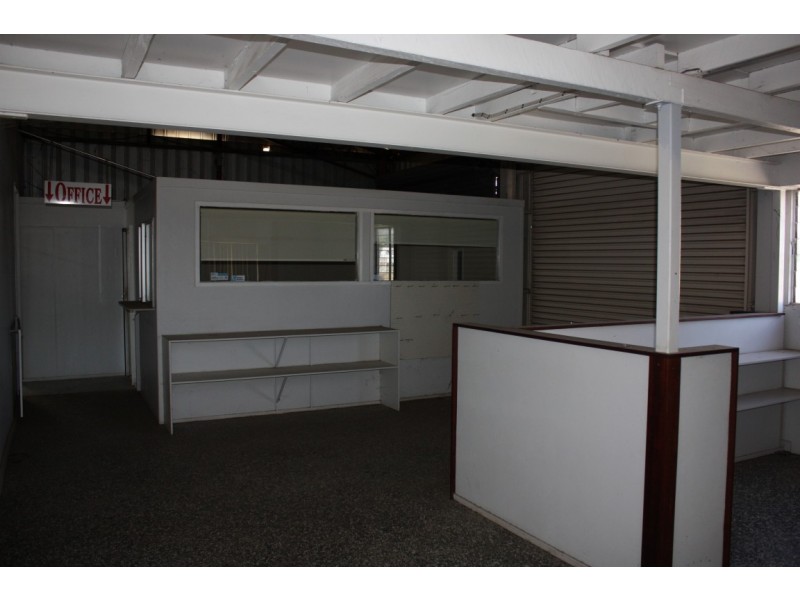 16 Littlefield Street, Blackwater QLD 4717
