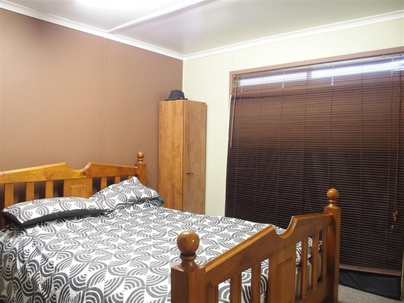 25 Rufus Street, Blackwater QLD 4717