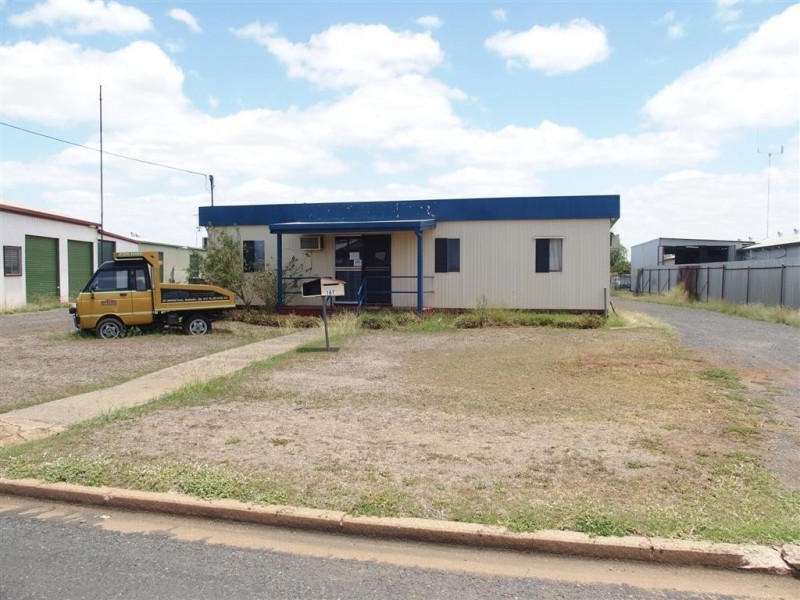 16T Littlefield Street, Blackwater QLD 4717