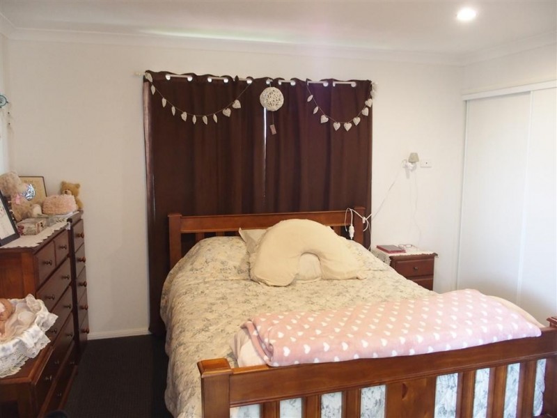 20 Summer Red Court, Blackwater QLD 4717