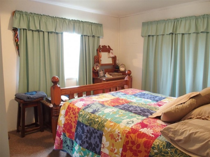 14 Bredhauer Street, Blackwater QLD 4717