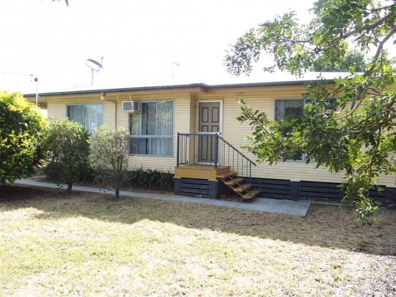 34 Littlefield Street, Blackwater QLD 4717