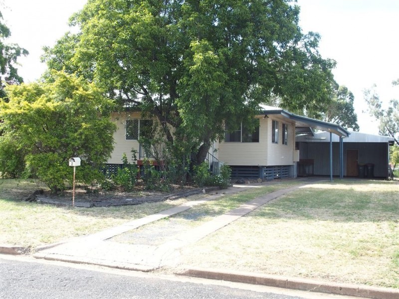 2 Eucalyptus Street, Blackwater QLD 4717