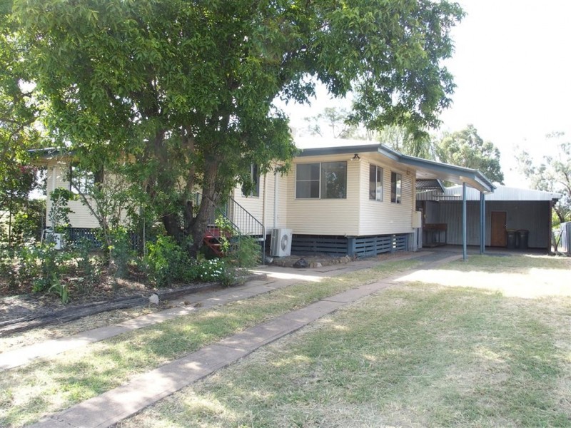 2 Eucalyptus Street, Blackwater QLD 4717