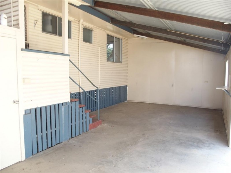 2 Eucalyptus Street, Blackwater QLD 4717