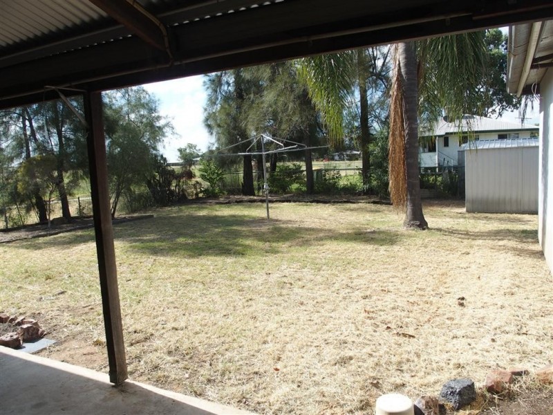2 Eucalyptus Street, Blackwater QLD 4717