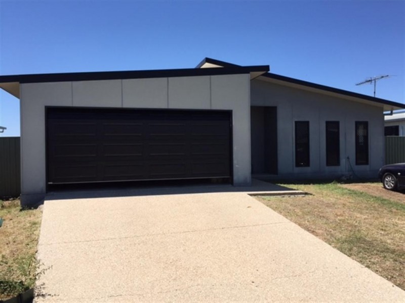 6 Deacon Drive, Blackwater QLD 4717