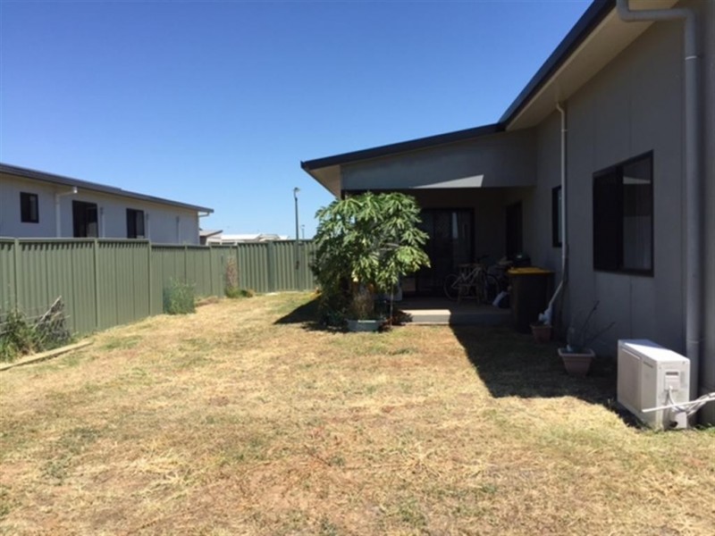 6 Deacon Drive, Blackwater QLD 4717