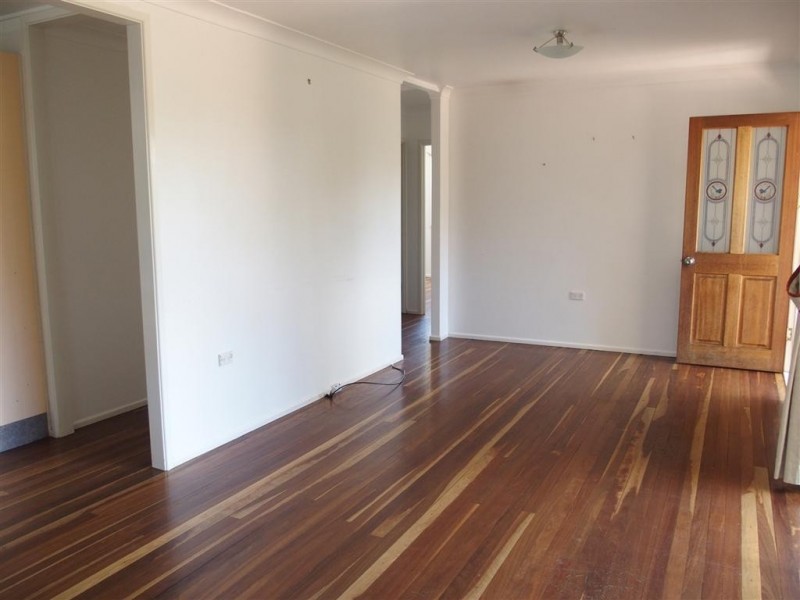 3 Taurus Street, Blackwater QLD 4717