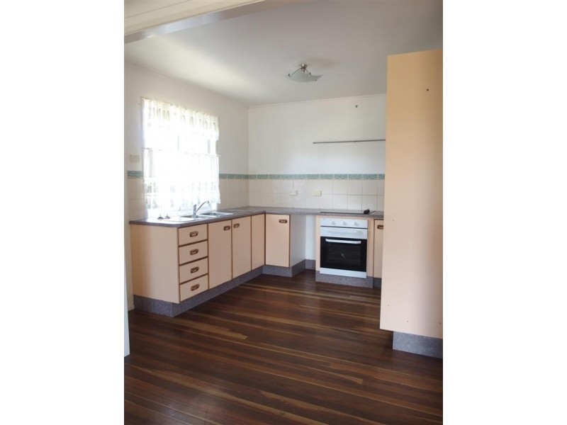 3 Taurus Street, Blackwater QLD 4717