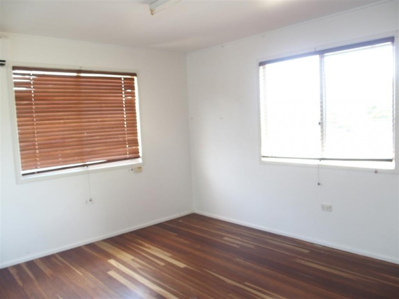 3 Taurus Street, Blackwater QLD 4717