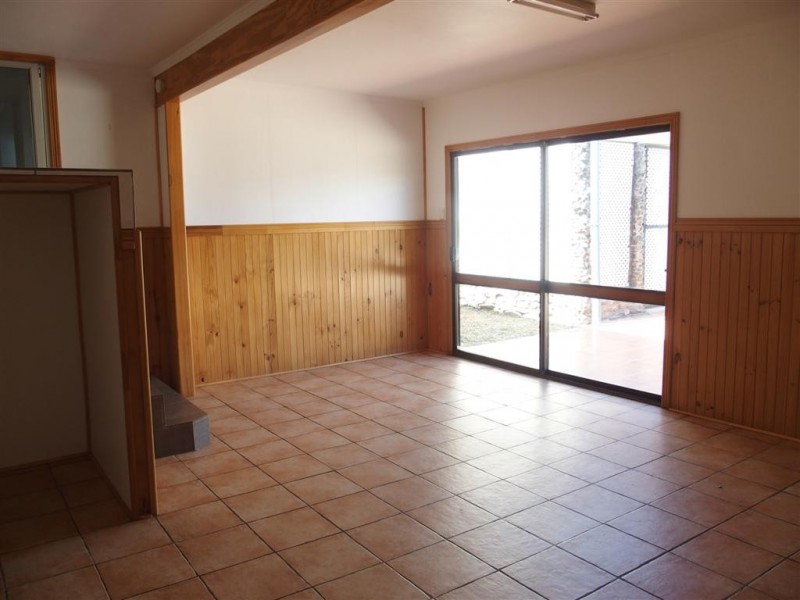 3 Taurus Street, Blackwater QLD 4717