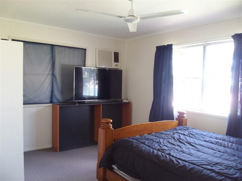 8 Ironbark Drive, Blackwater QLD 4717