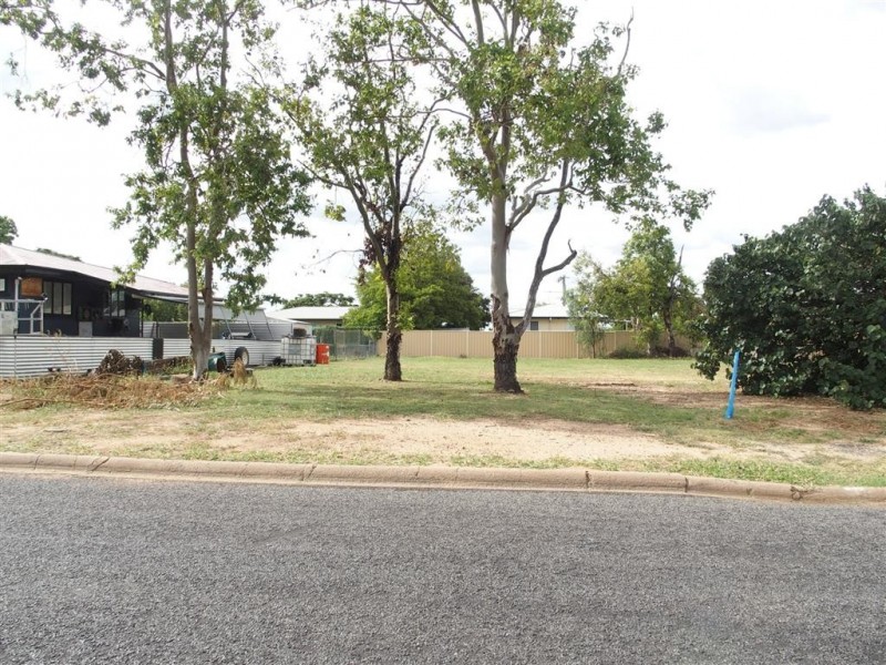 29 Fay Street, Blackwater QLD 4717