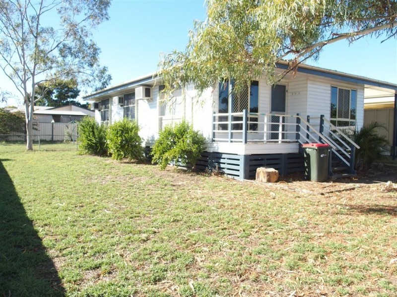 29 Long Street, Blackwater QLD 4717