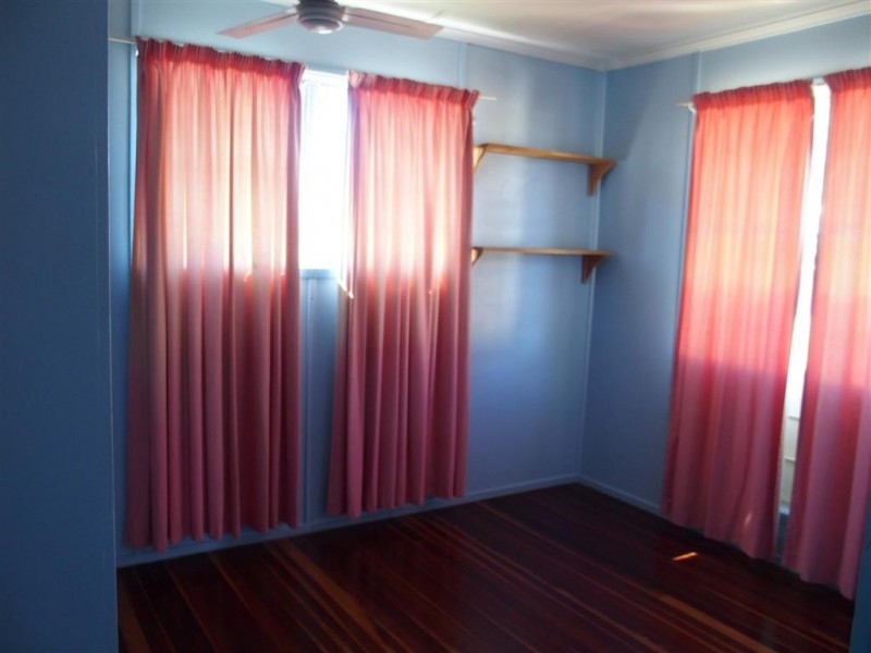 29 Long Street, Blackwater QLD 4717