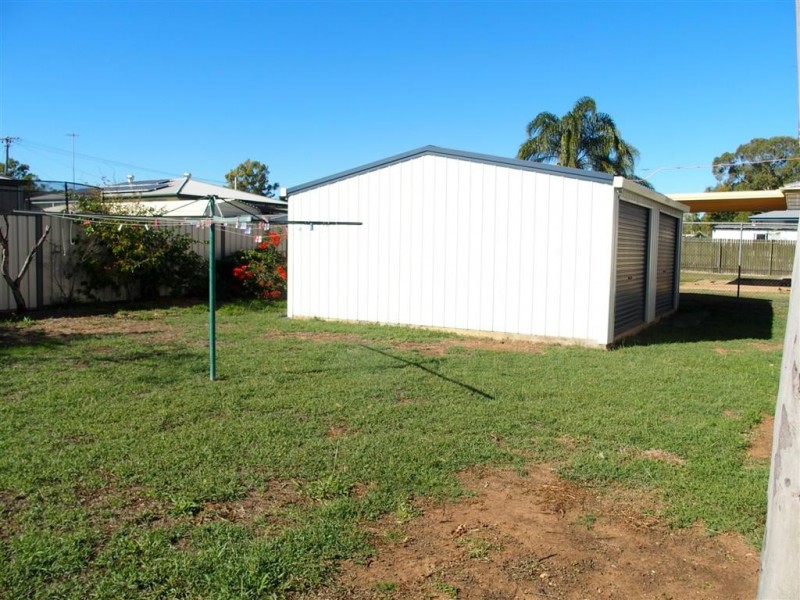 29 Long Street, Blackwater QLD 4717