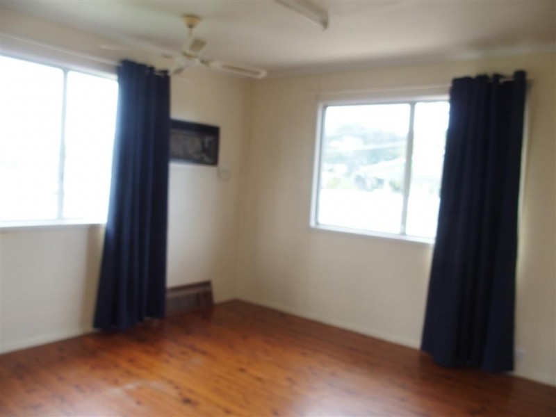 24 Gidyea Street, Blackwater QLD 4717