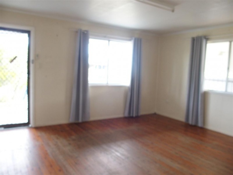 24 Gidyea Street, Blackwater QLD 4717