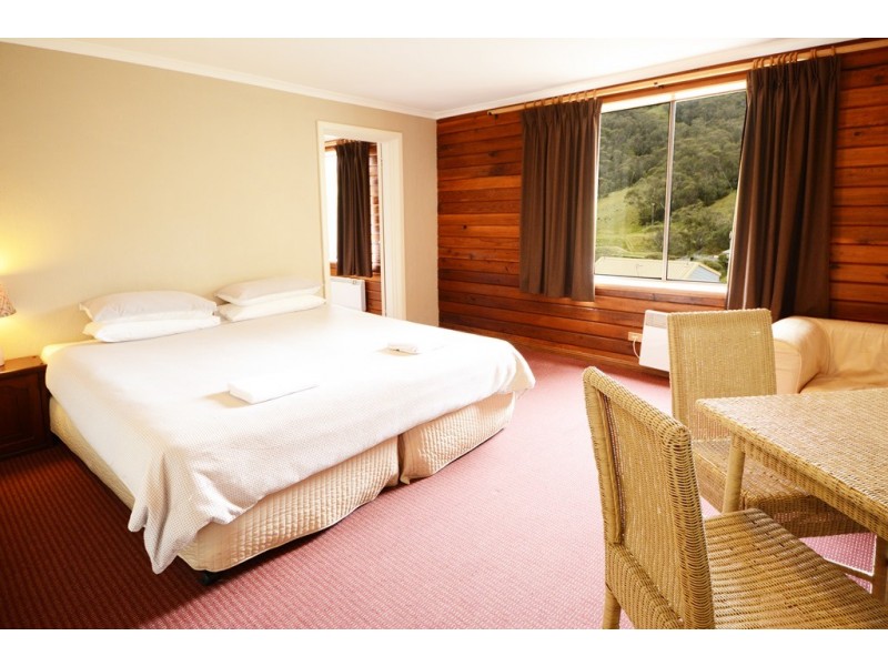 4 Mowamba Pl, Thredbo Village NSW 2625