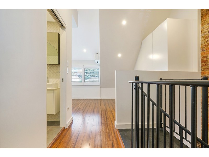 Suite 2 /163 Crown St, Darlinghurst NSW 2010
