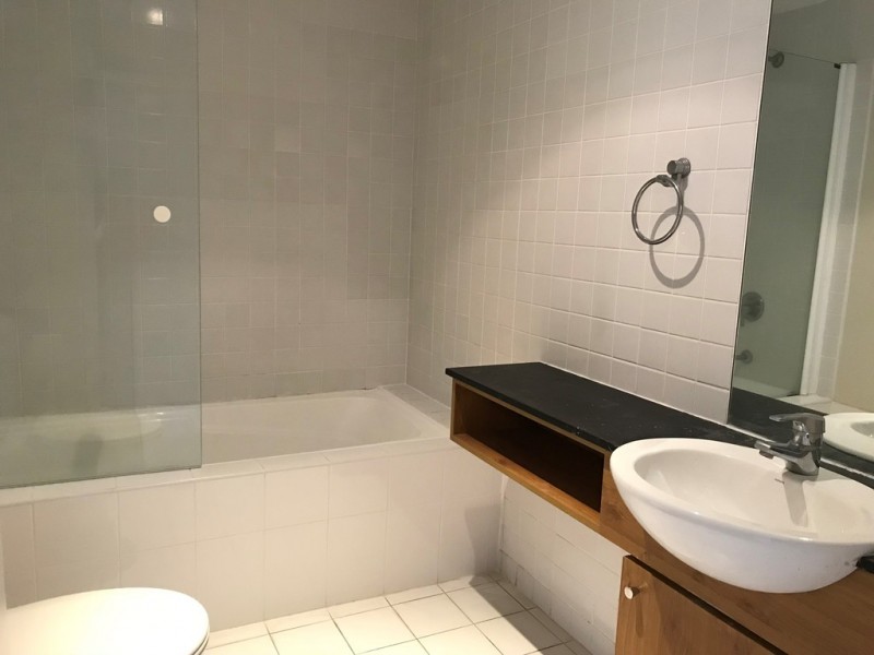 80/27 Bennelong Parkway, Wentworth Point NSW 2127