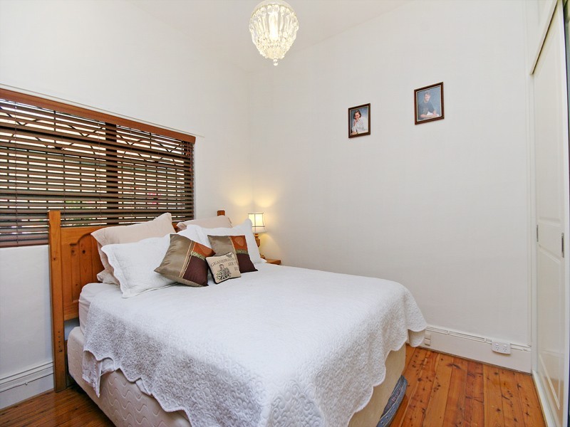 76 Margaret St, Newtown NSW 2042