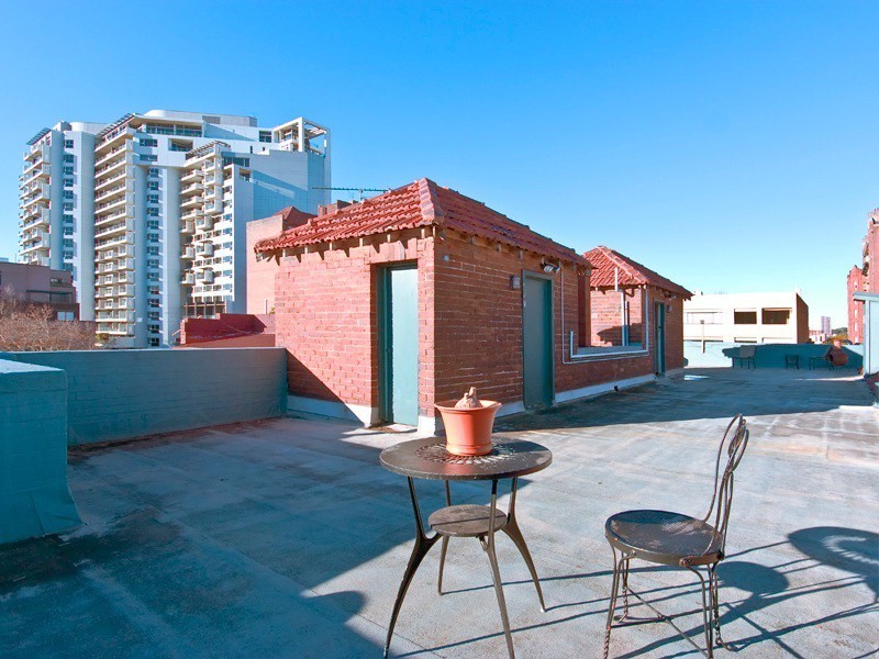 15/8A Hughes St, Potts Point NSW 2011