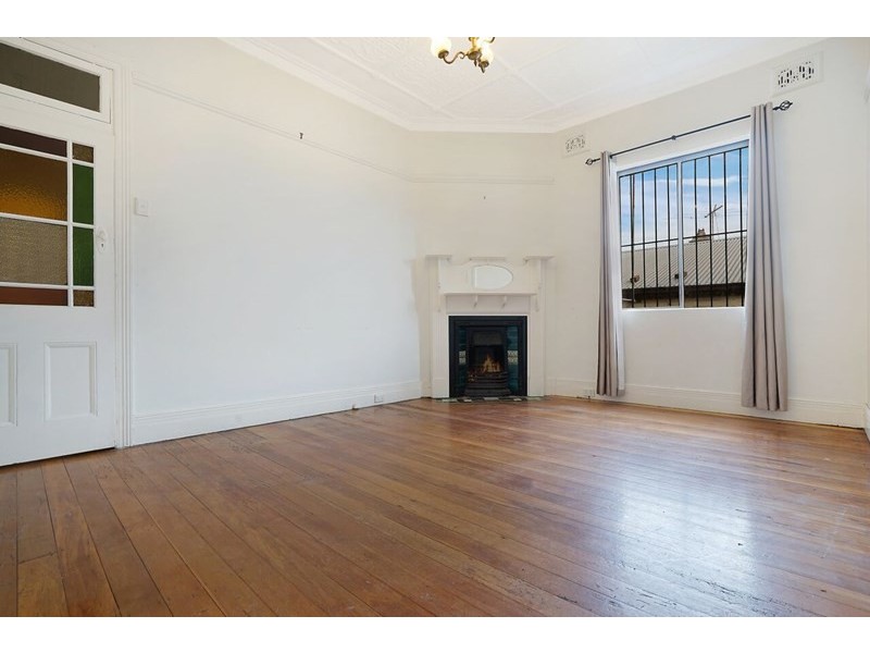 16 Ivanhoe St, Marrickville NSW 2204