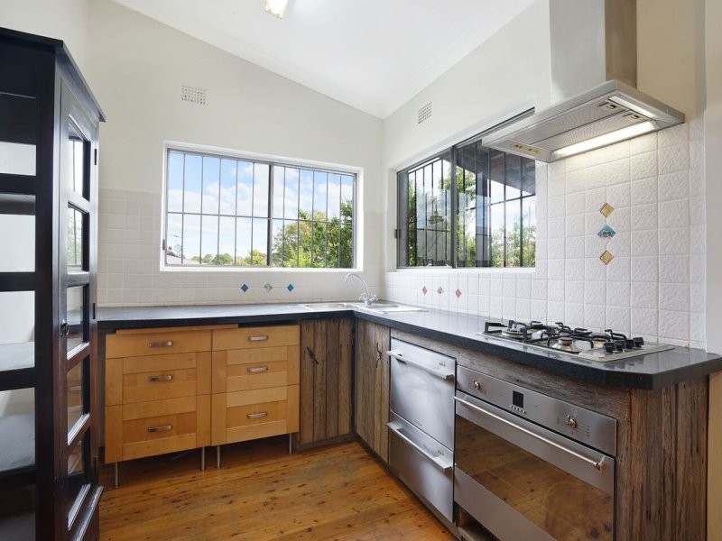 16 Ivanhoe St, Marrickville NSW 2204