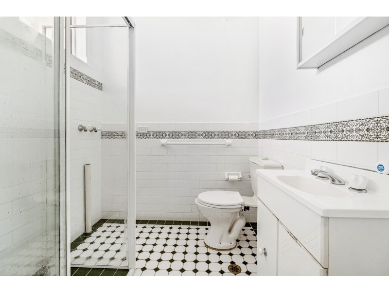 8/22 Kingston Road, Camperdown NSW 2050