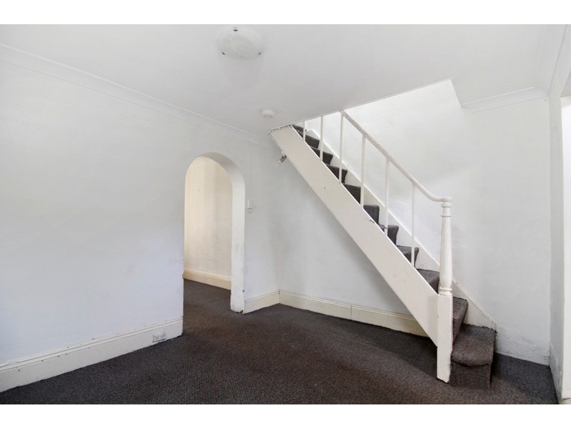 7 Longdown Street, Newtown NSW 2042